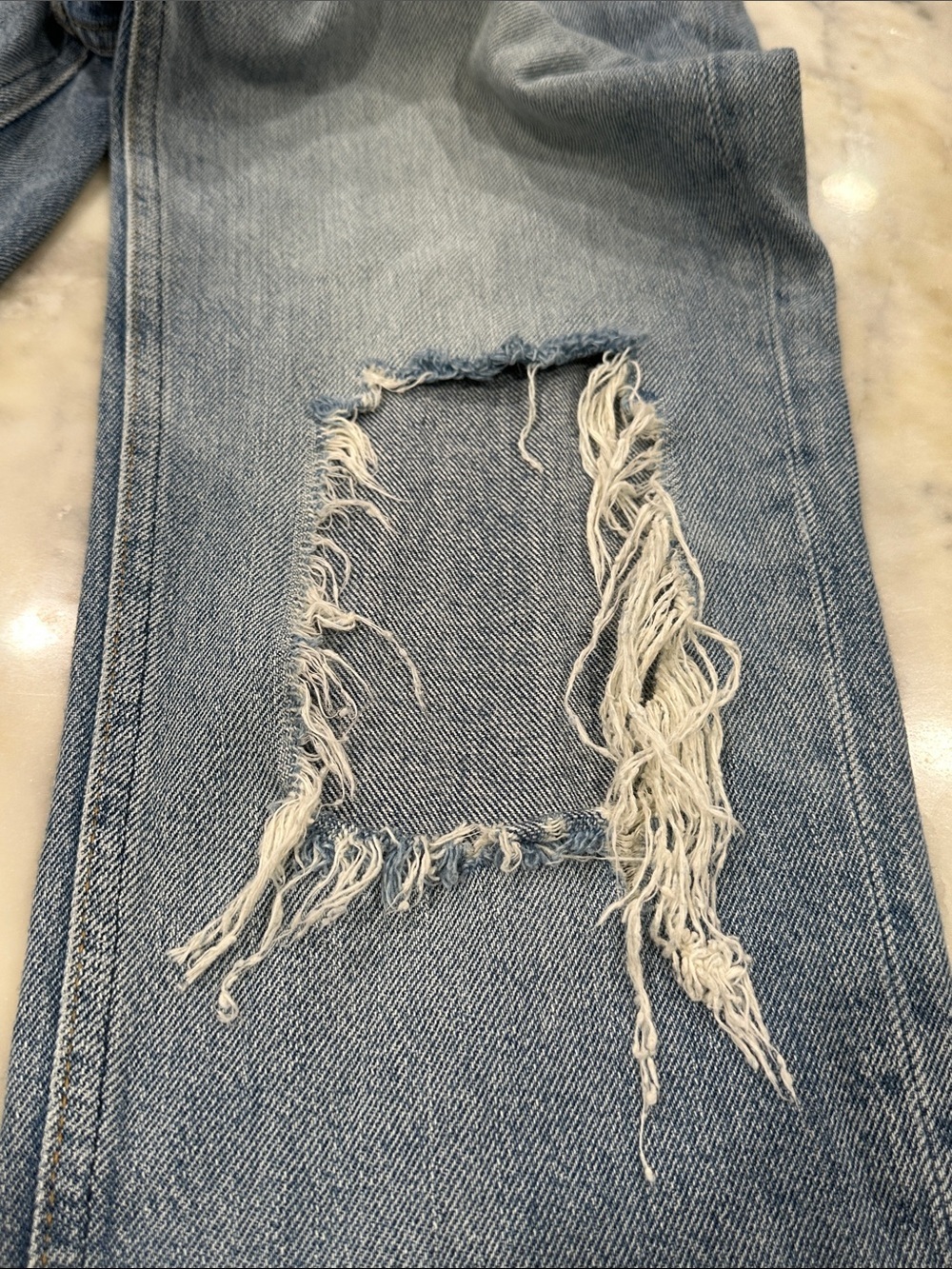 We The Free Maggie Straight Jean Light Stone
Free People Sz 26 Distressed - Picture 12 of 16